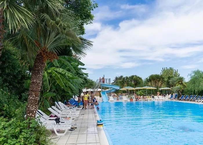 Camping Villaggio Calanovella