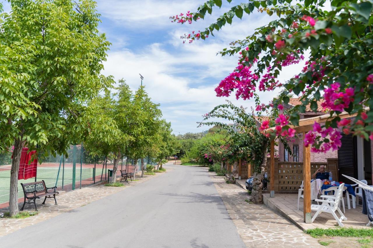Ferienpark Camping Villaggio Calanovella Piraino