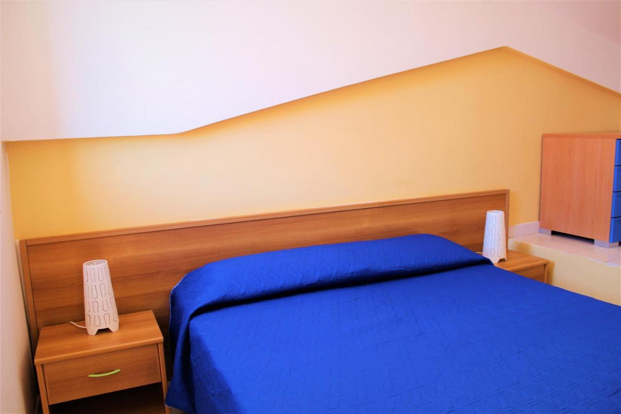 Camping Villaggio Calanovella *