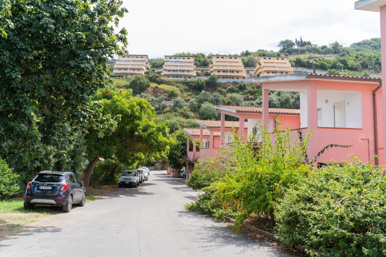 Camping Villaggio Calanovella Village de vacances *