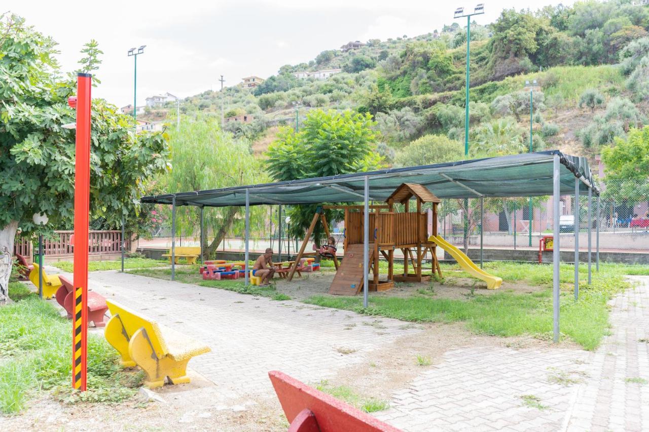 Camping Villaggio Calanovella Ferienpark *